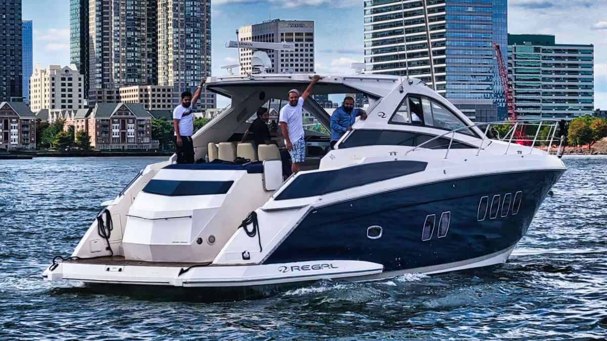 Mini Yacht Party